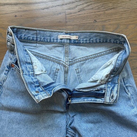 Levi’s Low Pro Straight Jeans size 27 - Picture 3 of 6
